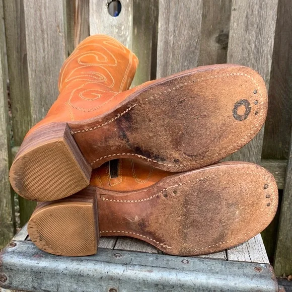 Sold FRYE True Vintage Campus Swirl Embroidery Zippered Tall Knee High Boots 7.5 - Picture 10 of 15